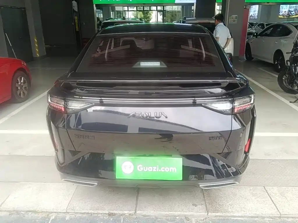 Aeolus Yixuan — миниатюра 6