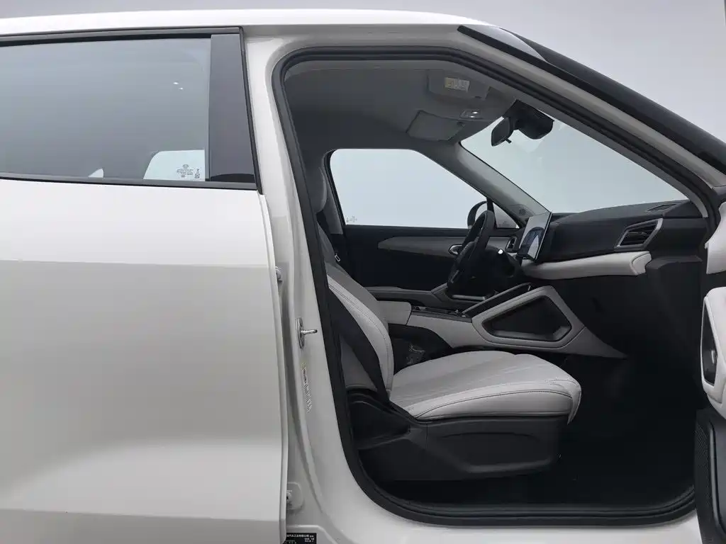 BYD Yuan UP — миниатюра 23