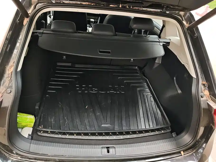 Volkswagen Tiguan L PHEV — миниатюра 4