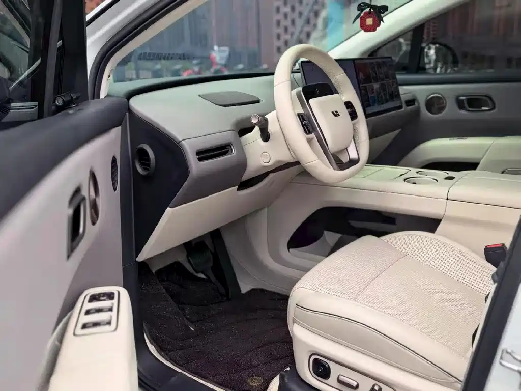 Li Auto Li i8 — миниатюра 9