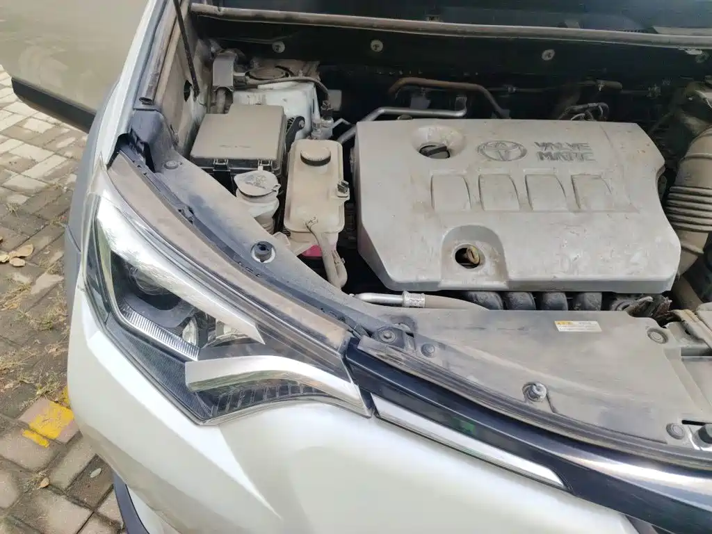Toyota RAV4 — миниатюра 20