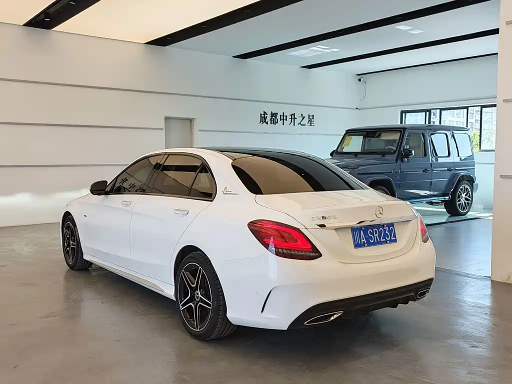 Mercedes-Benz C-Class — миниатюра 5