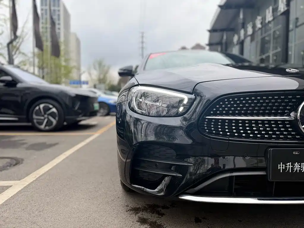 Mercedes-Benz E-Class E 2023 E 260 L Sport