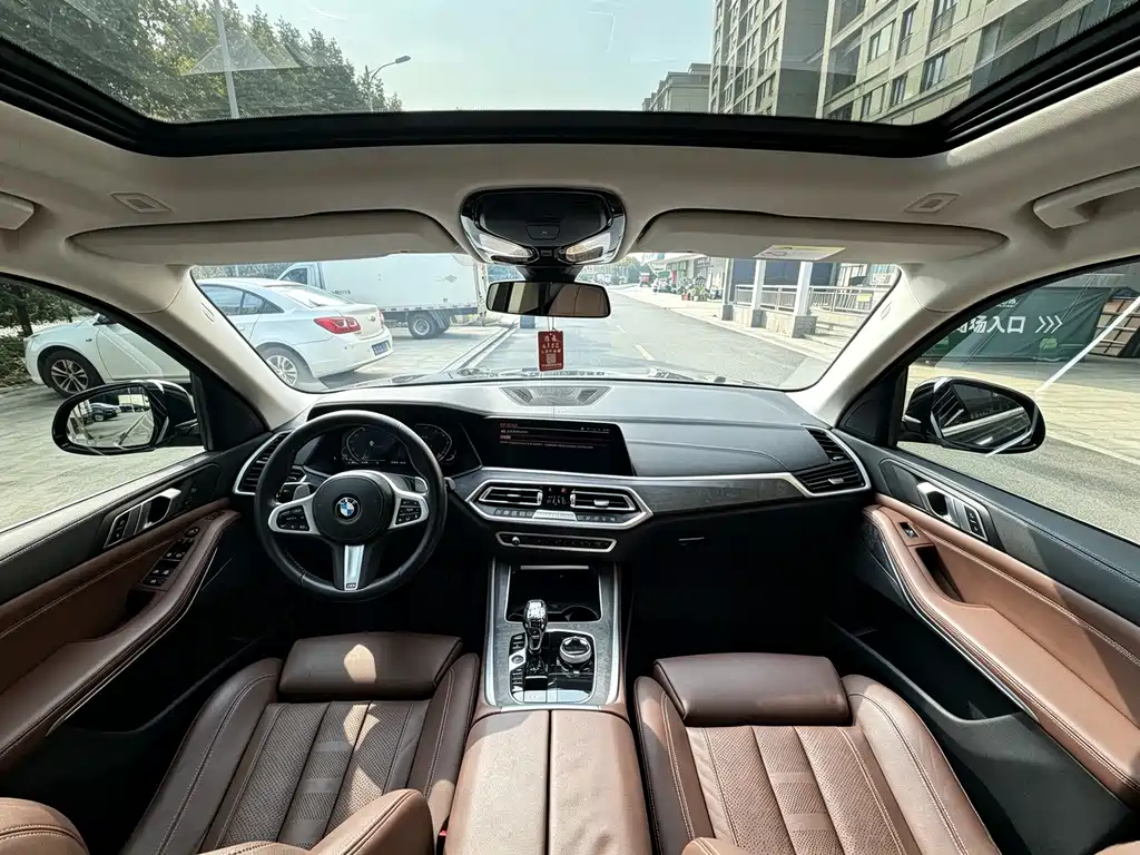 BMW X5 (Import) — миниатюра 6