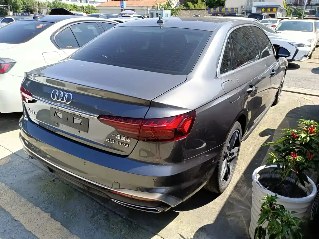 Audi A4L — миниатюра 14