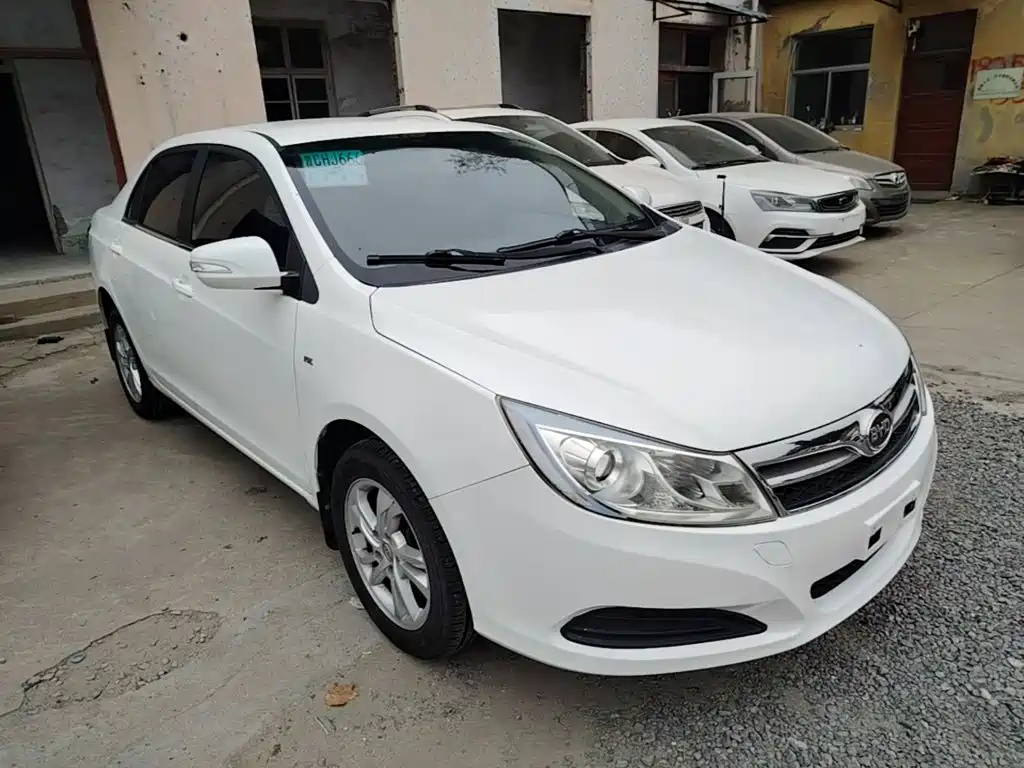 BYD Surui — миниатюра 4