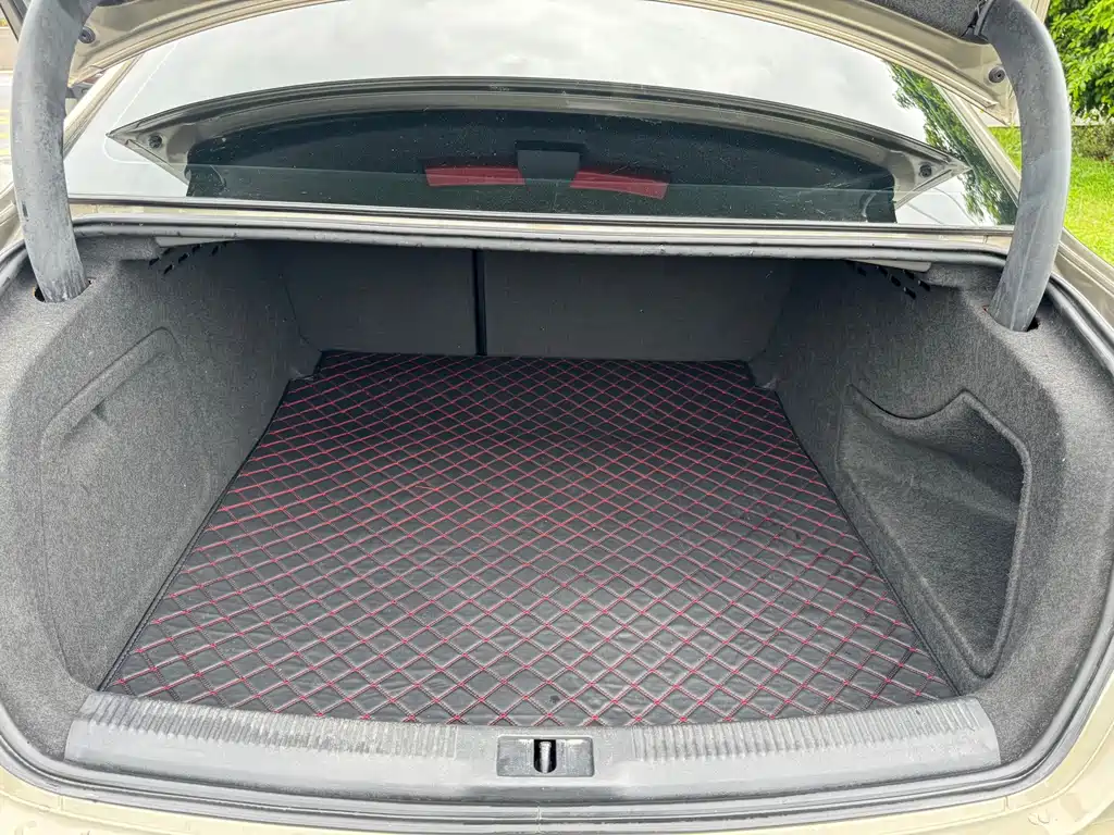 Audi A4L — миниатюра 17
