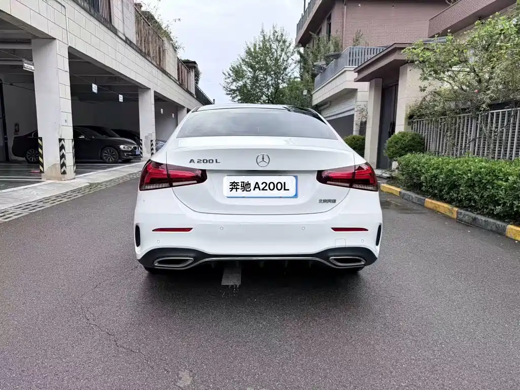 Mercedes-Benz A-Class — миниатюра 8