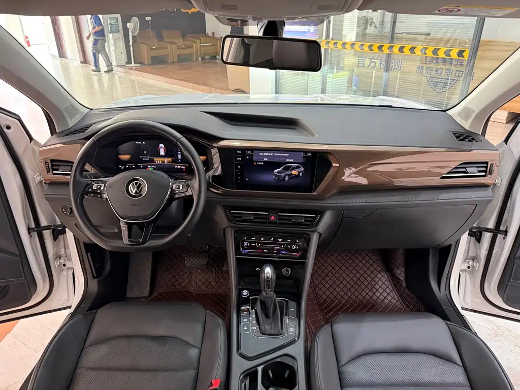 Volkswagen Tharu — миниатюра 12