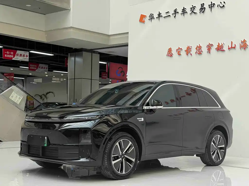 Li Auto Li L6 2025