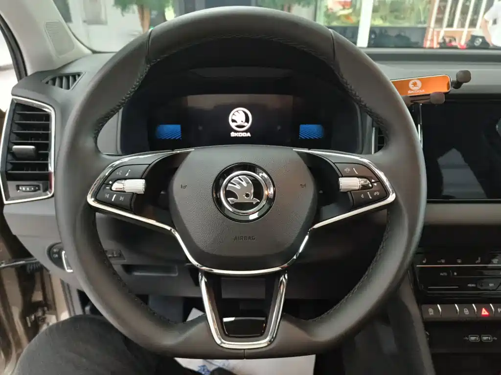 Skoda Karoq — миниатюра 9