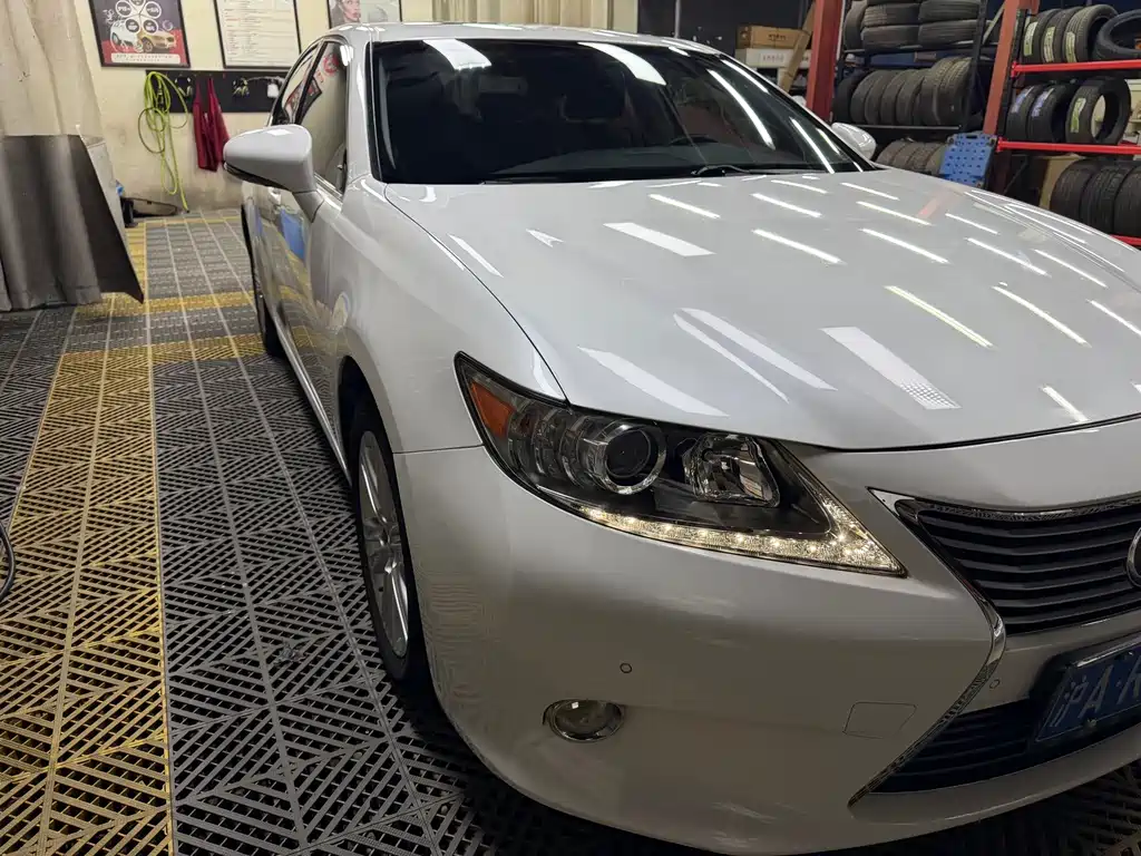 Lexus ES — миниатюра 47