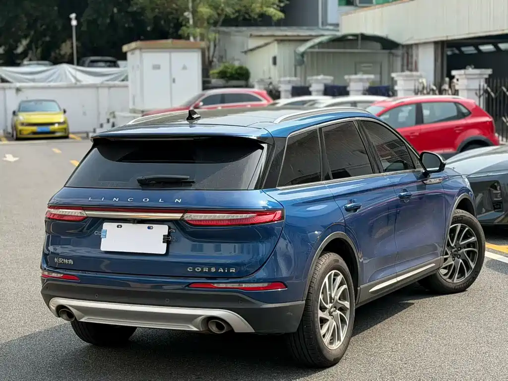 Lincoln Corsair — миниатюра 18