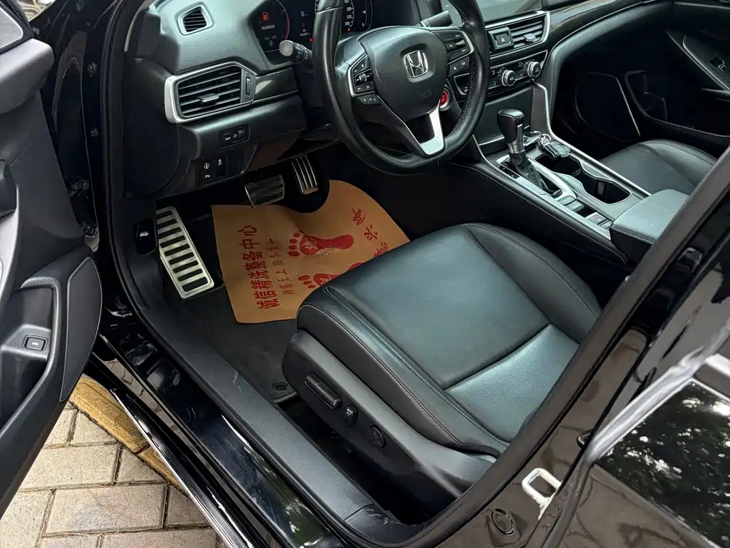 Honda Accord — миниатюра 4