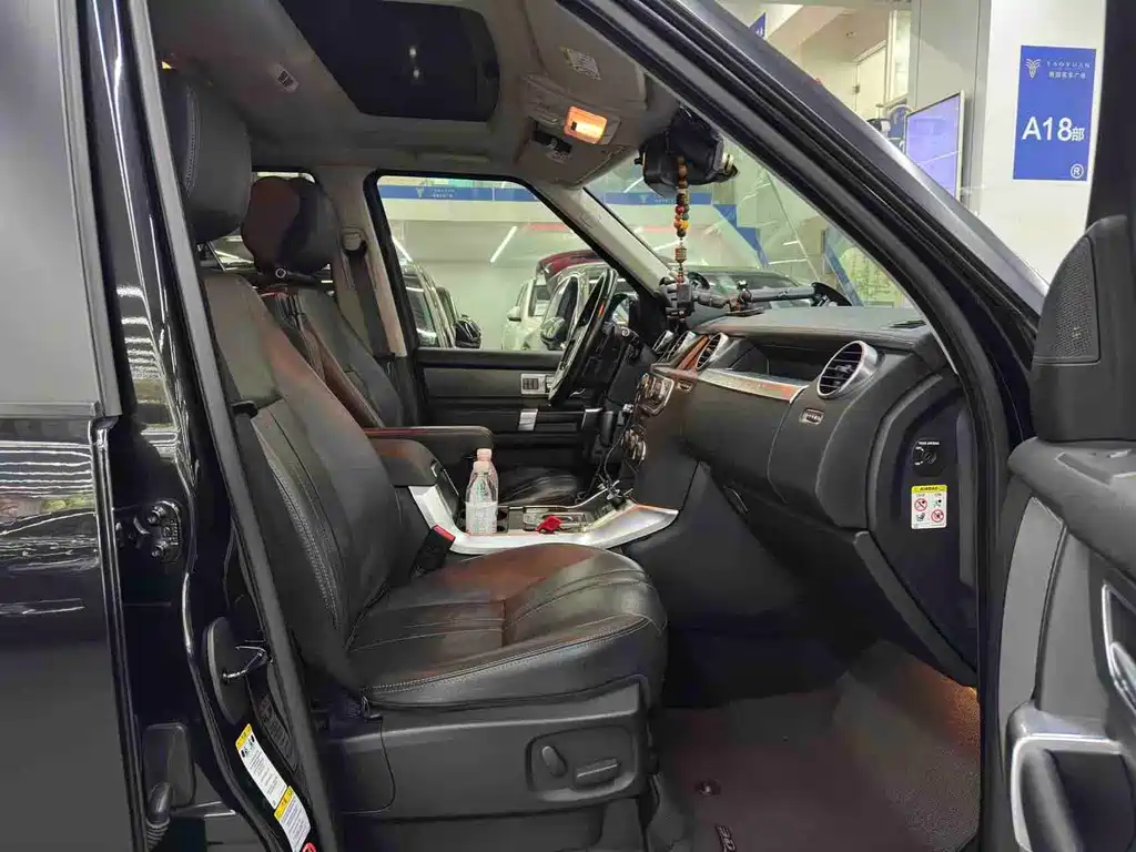 Land Rover Discovery — миниатюра 9