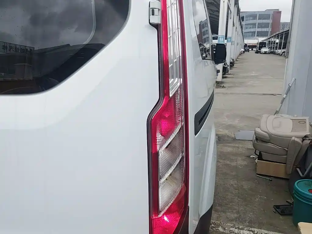 Hyundai Santa Fe Classic — миниатюра 8