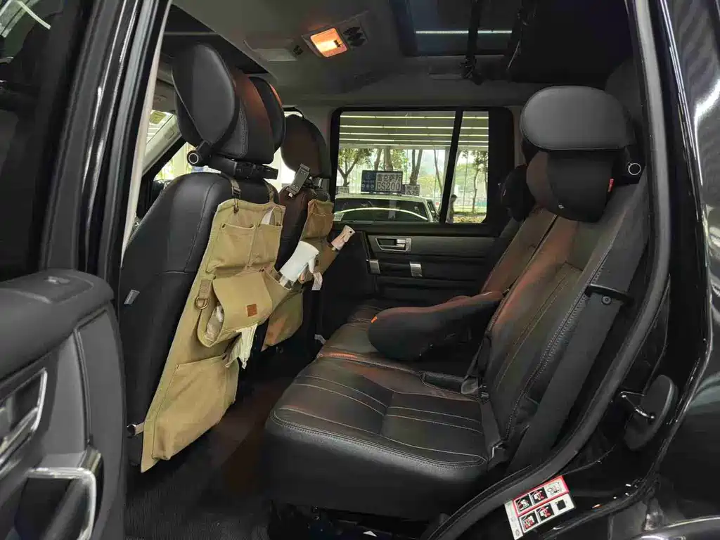 Land Rover Discovery — миниатюра 4