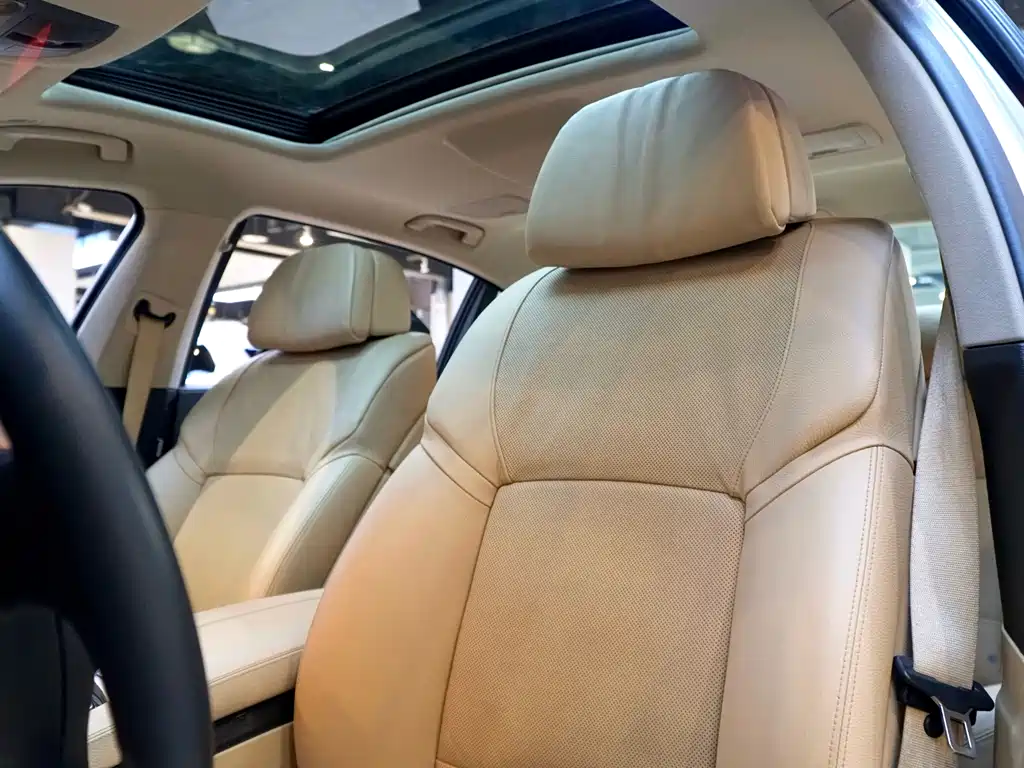BMW 7 Series 7 2010 4.4T