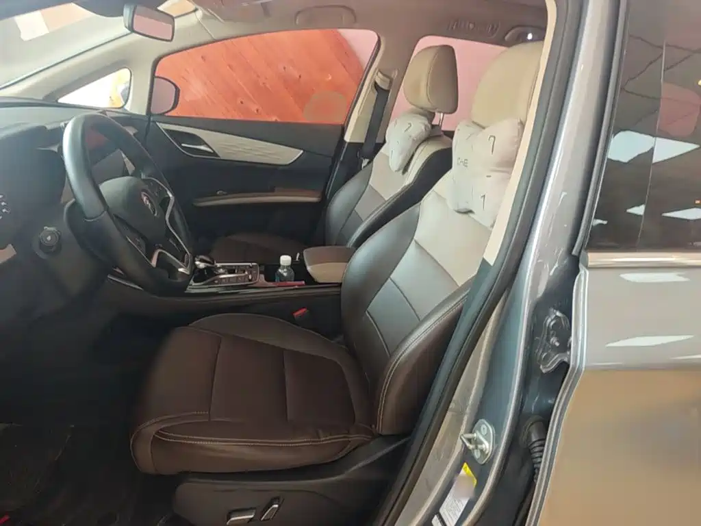 BYD MAX New Energy — миниатюра 15