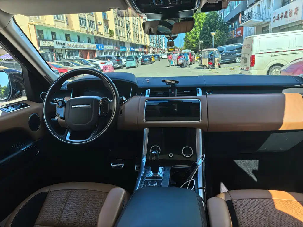Land Rover Sport — миниатюра 6