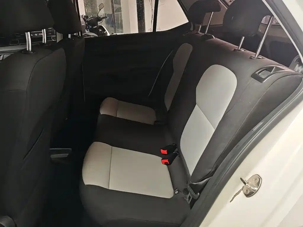 Skoda Fabia — миниатюра 17