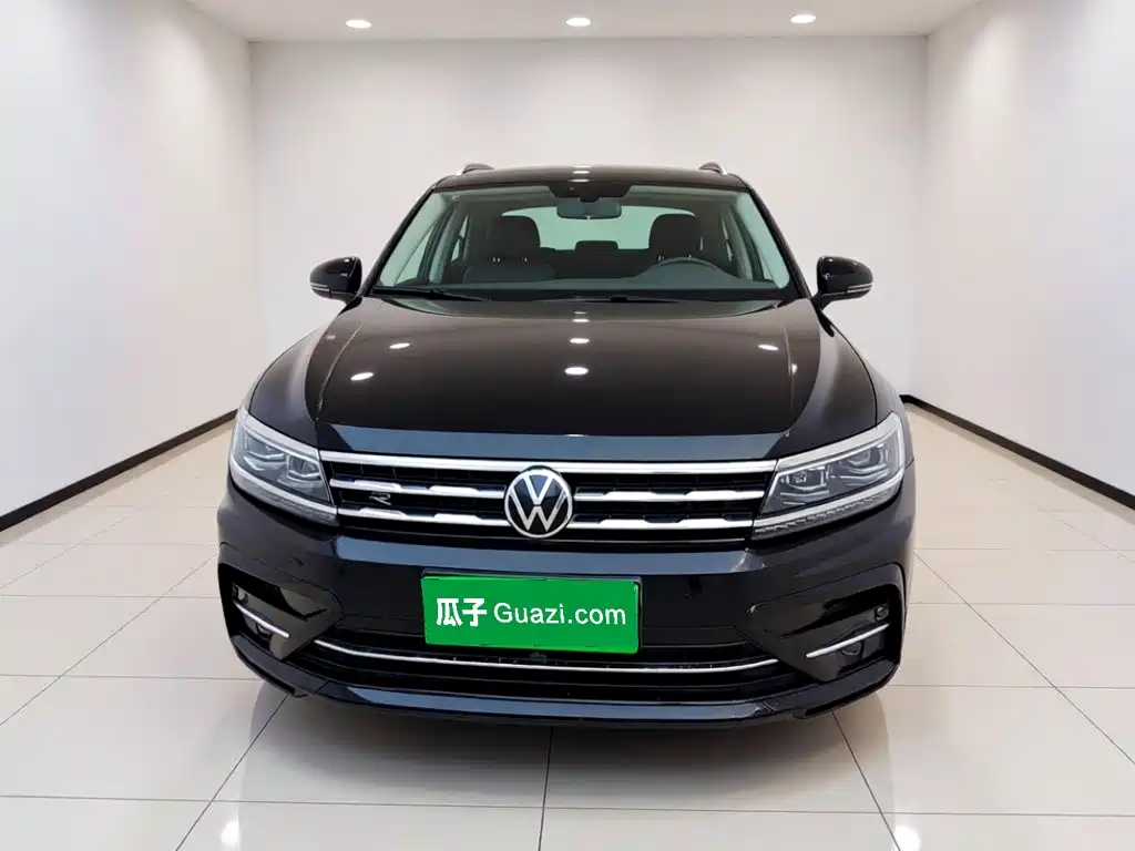 Volkswagen Tiguan L — миниатюра 2
