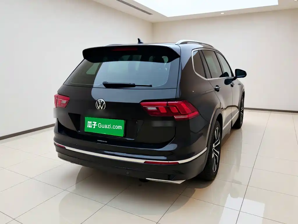 Volkswagen Tiguan L — миниатюра 6