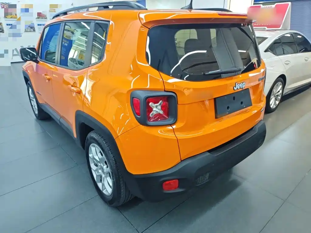 Jeep Renegade — миниатюра 5