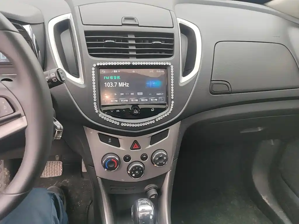 Chevrolet Trax — миниатюра 13