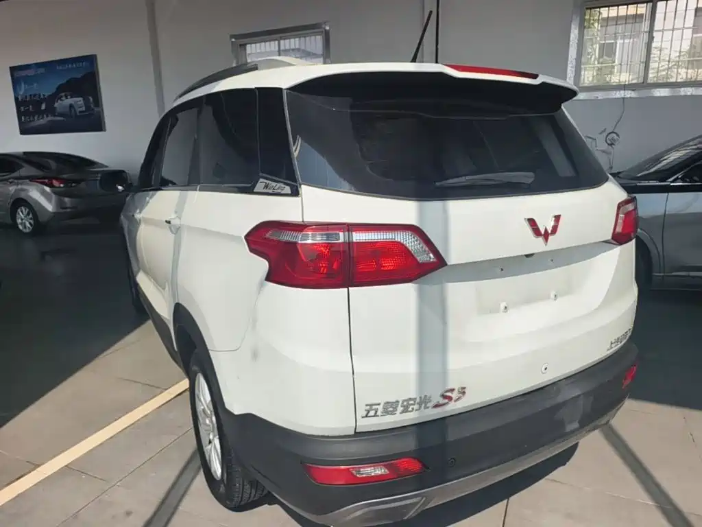 Wuling Hongguang S3 — миниатюра 5