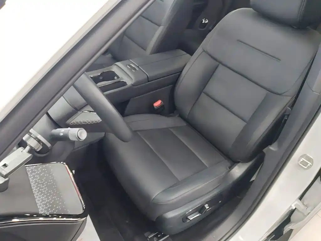 Toyota bZ3X — миниатюра 15