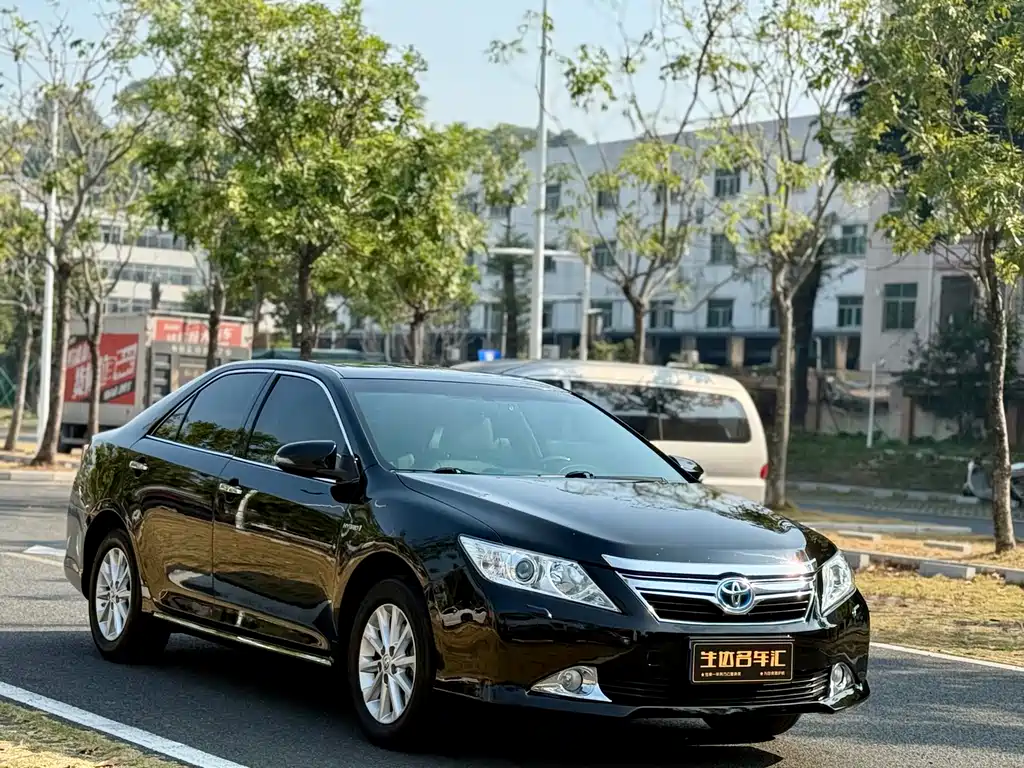 Toyota Camry 2012 2.5HG Luxury