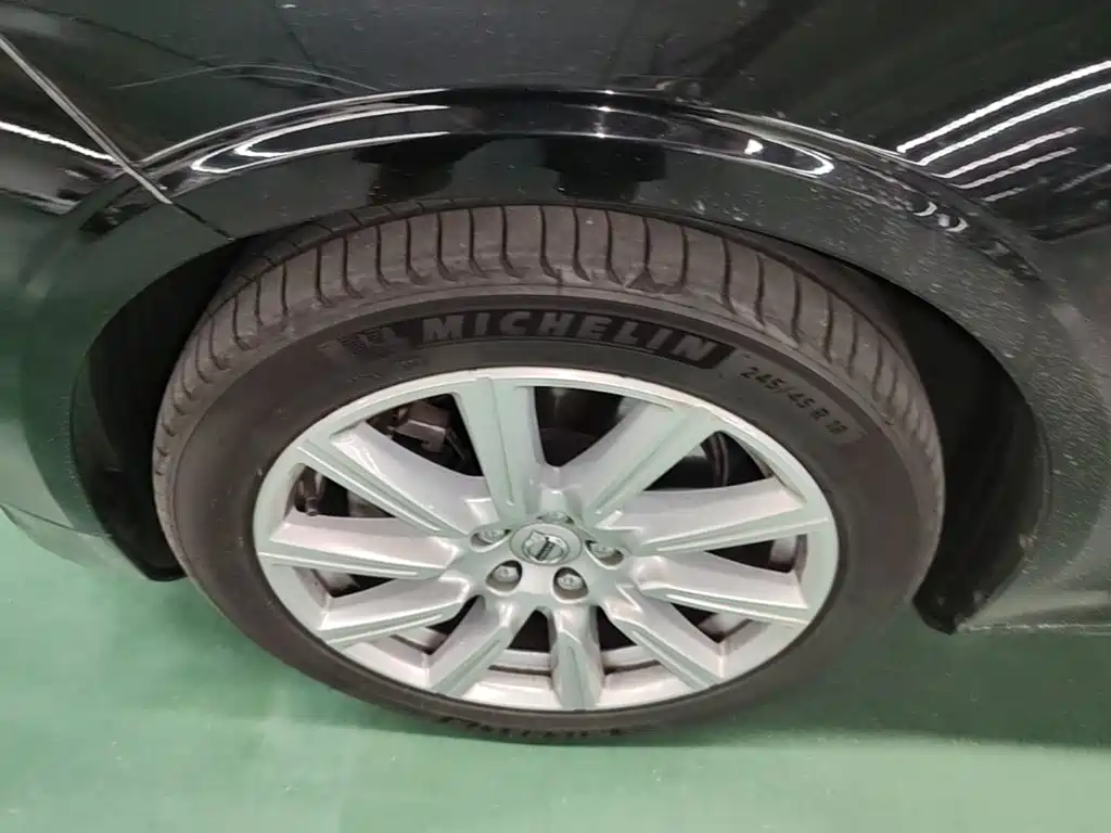 Volvo S90 — миниатюра 23