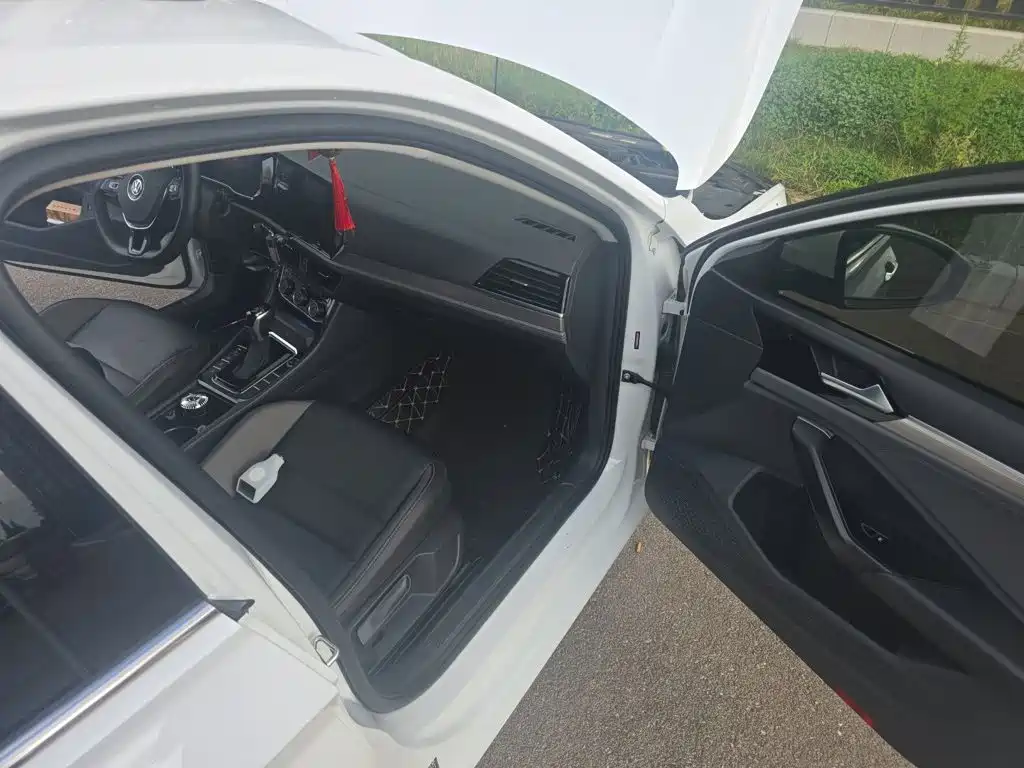Volkswagen Sagitar — миниатюра 18