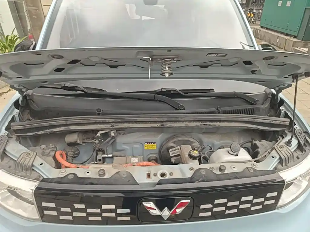 Wuling MINIEV — миниатюра 20
