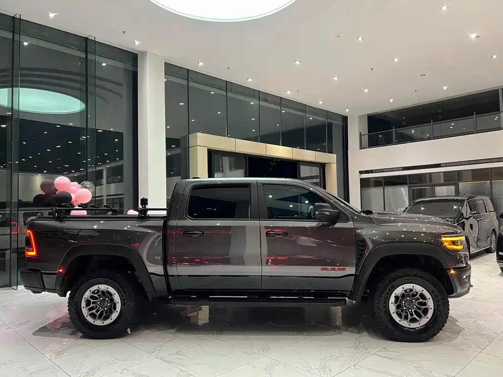 RAM Ram Trucks — миниатюра 16