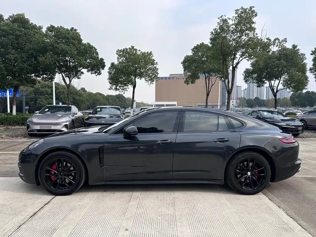 Porsche Panamera — миниатюра 9