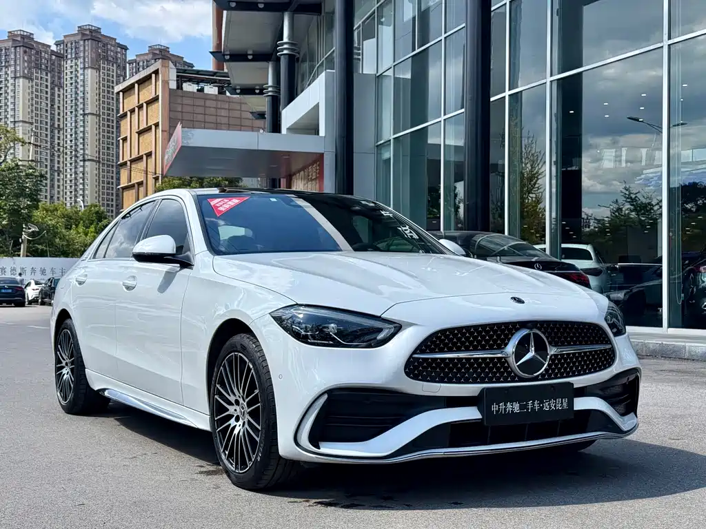 Mercedes-Benz C-Class — миниатюра 3