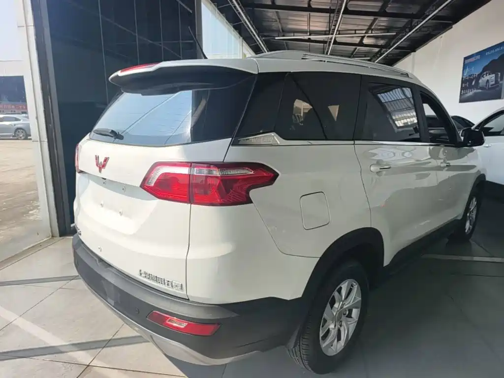 Wuling Hongguang S3 — миниатюра 7