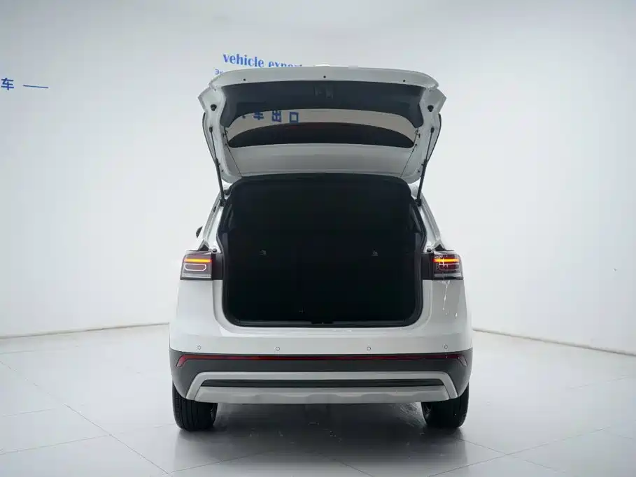 Volkswagen Tharu — миниатюра 8