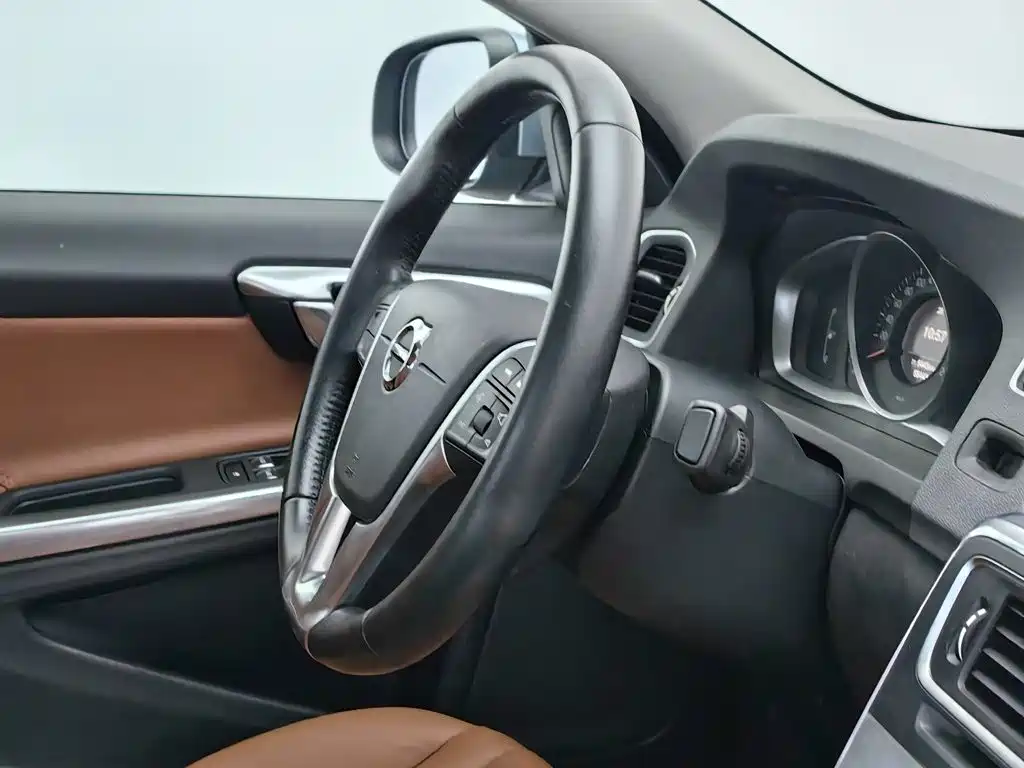 Volvo S60 — миниатюра 22