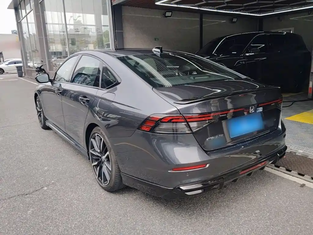 Honda Accord — миниатюра 5