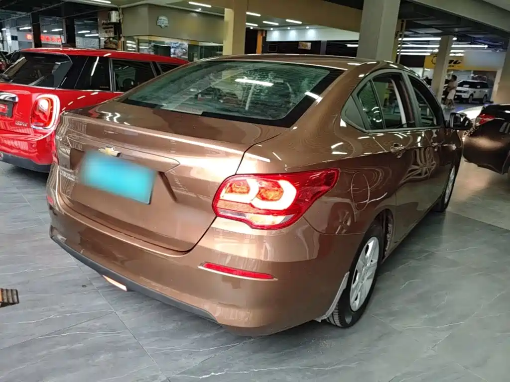 Chevrolet Cavalier — миниатюра 7