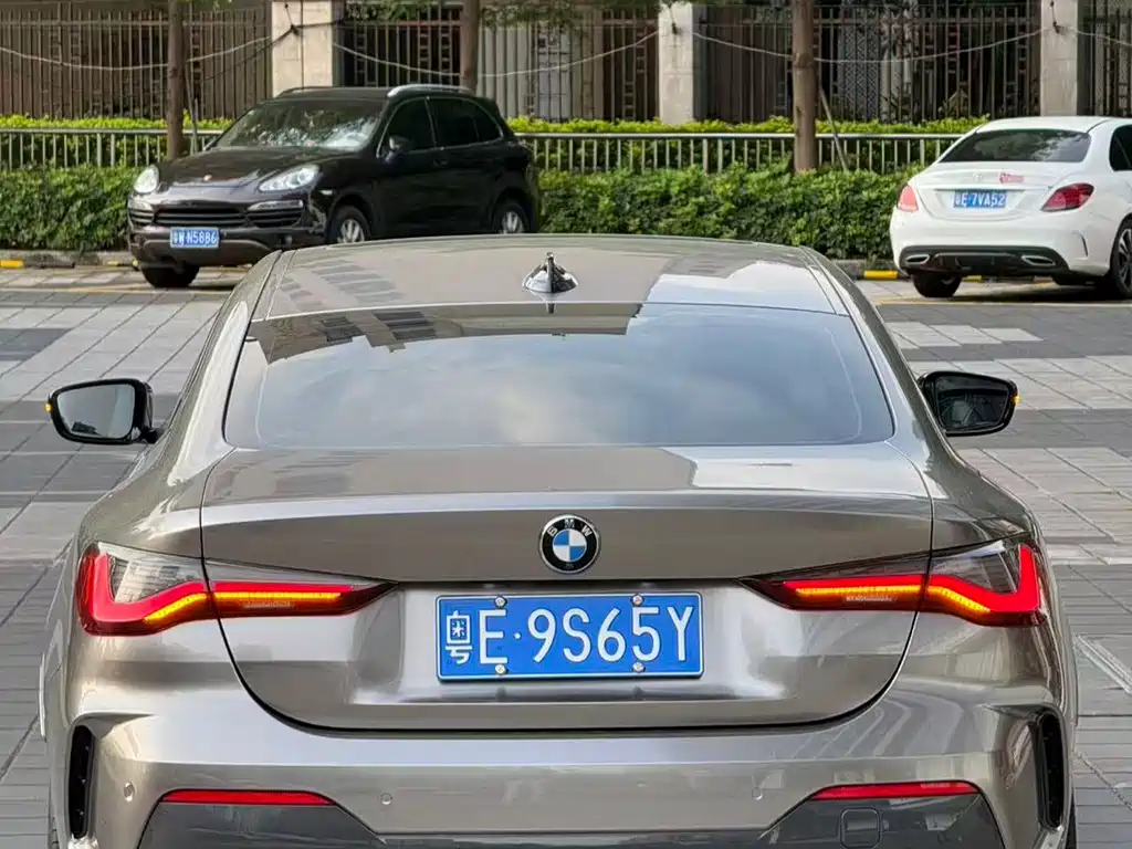 BMW 4 Series — миниатюра 4