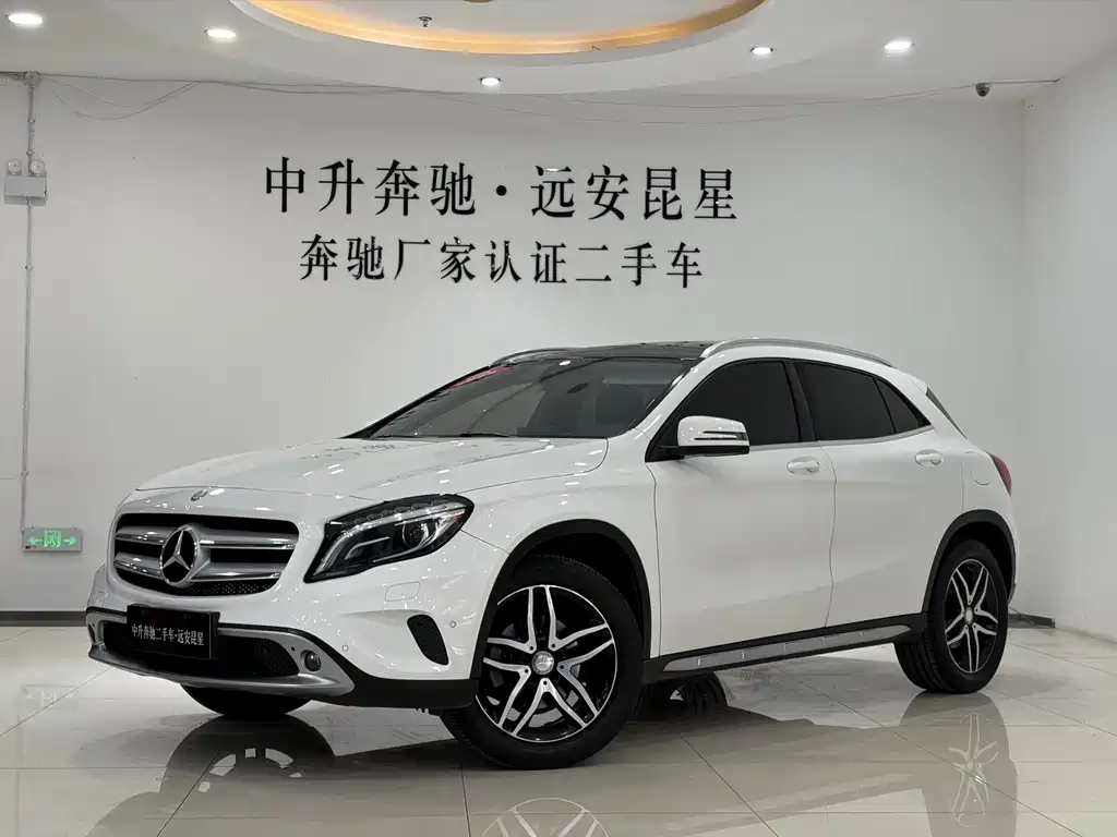 Mercedes-Benz GLA 2016