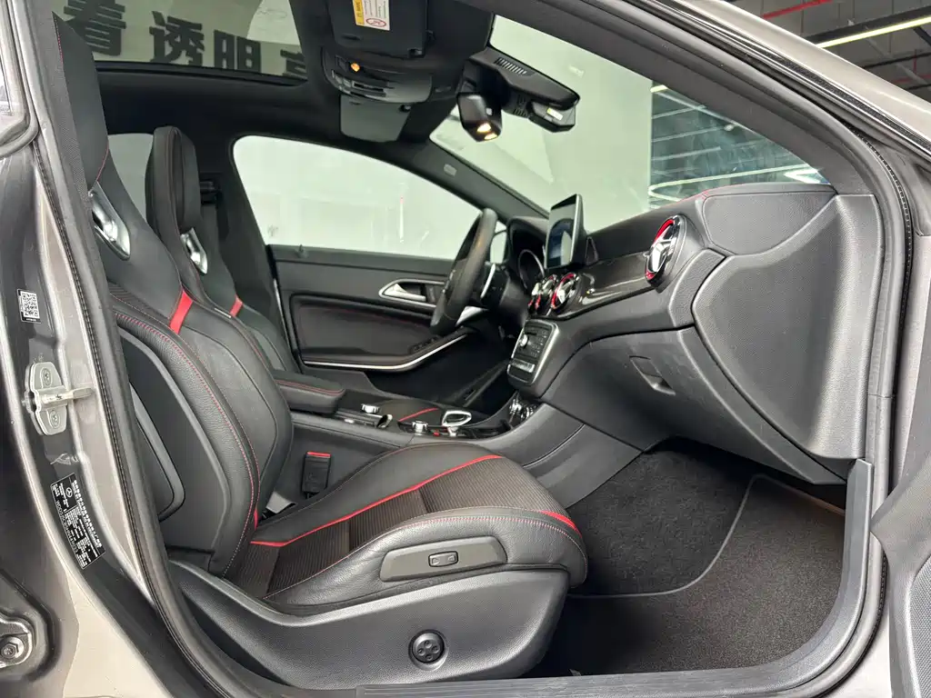 Mercedes-Benz CLA AMG — миниатюра 5