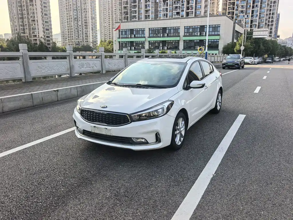Kia K3