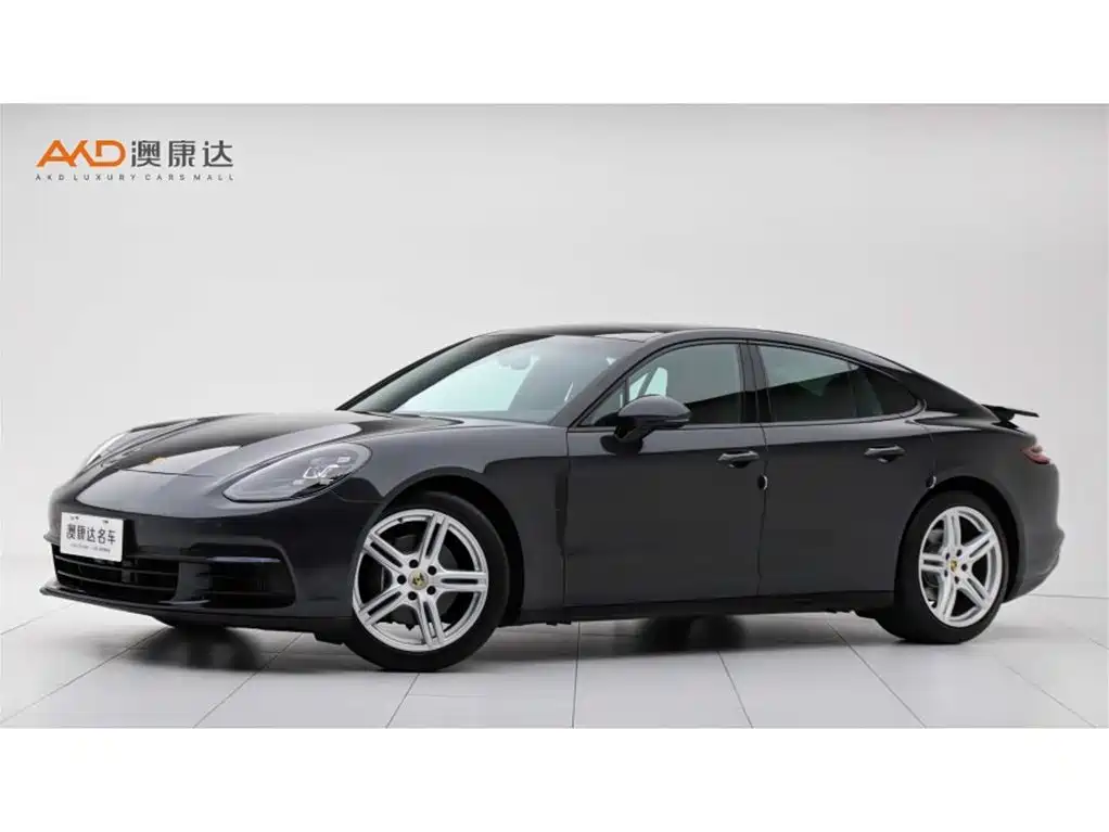 Porsche Panamera 2021