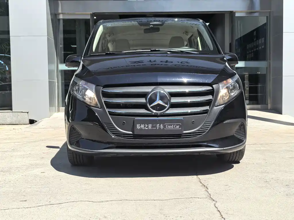 Mercedes-Benz Vito — миниатюра 2