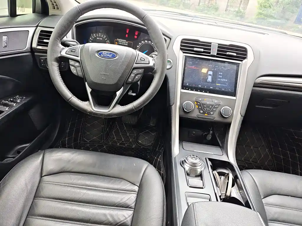 Ford Mondeo — миниатюра 6